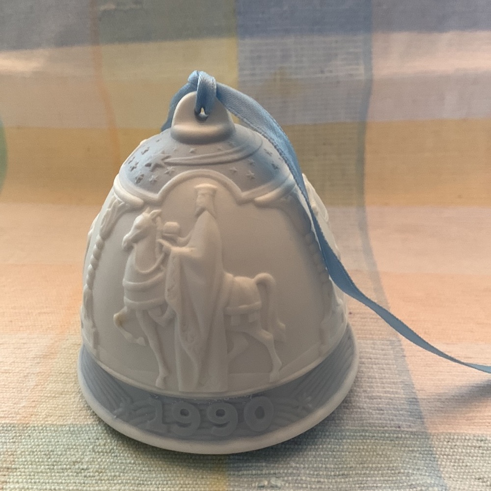 Vintage 1990 Lladro Porcelain Christmas Ornament W/Box